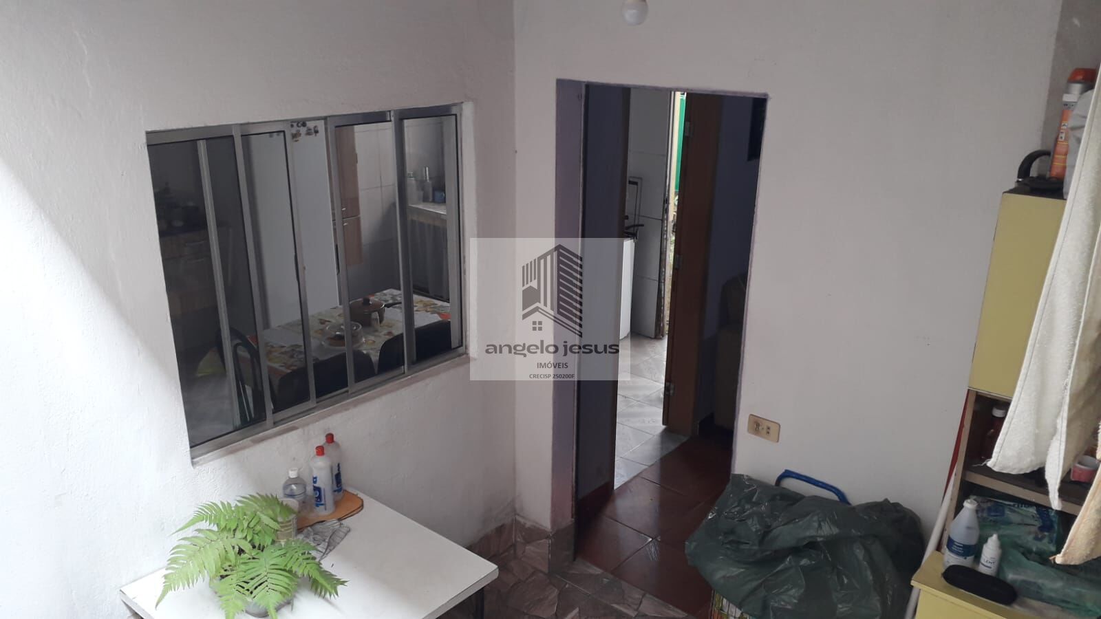 Casa à venda com 8 quartos, 300m² - Foto 14