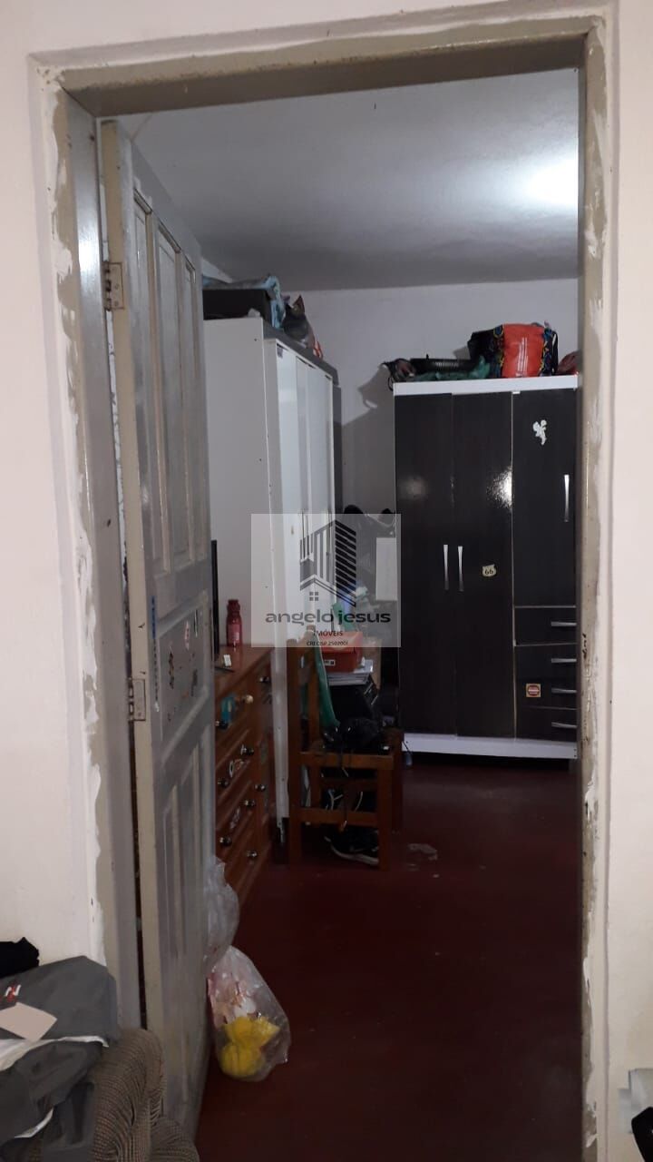 Casa à venda com 8 quartos, 300m² - Foto 43