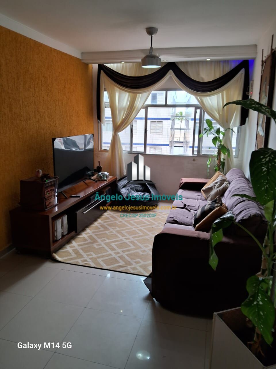 Apartamento à venda com 2 quartos, 76m² - Foto 1