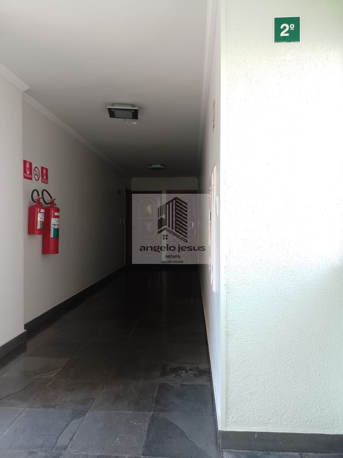 Apartamento à venda com 3 quartos, 80m² - Foto 3