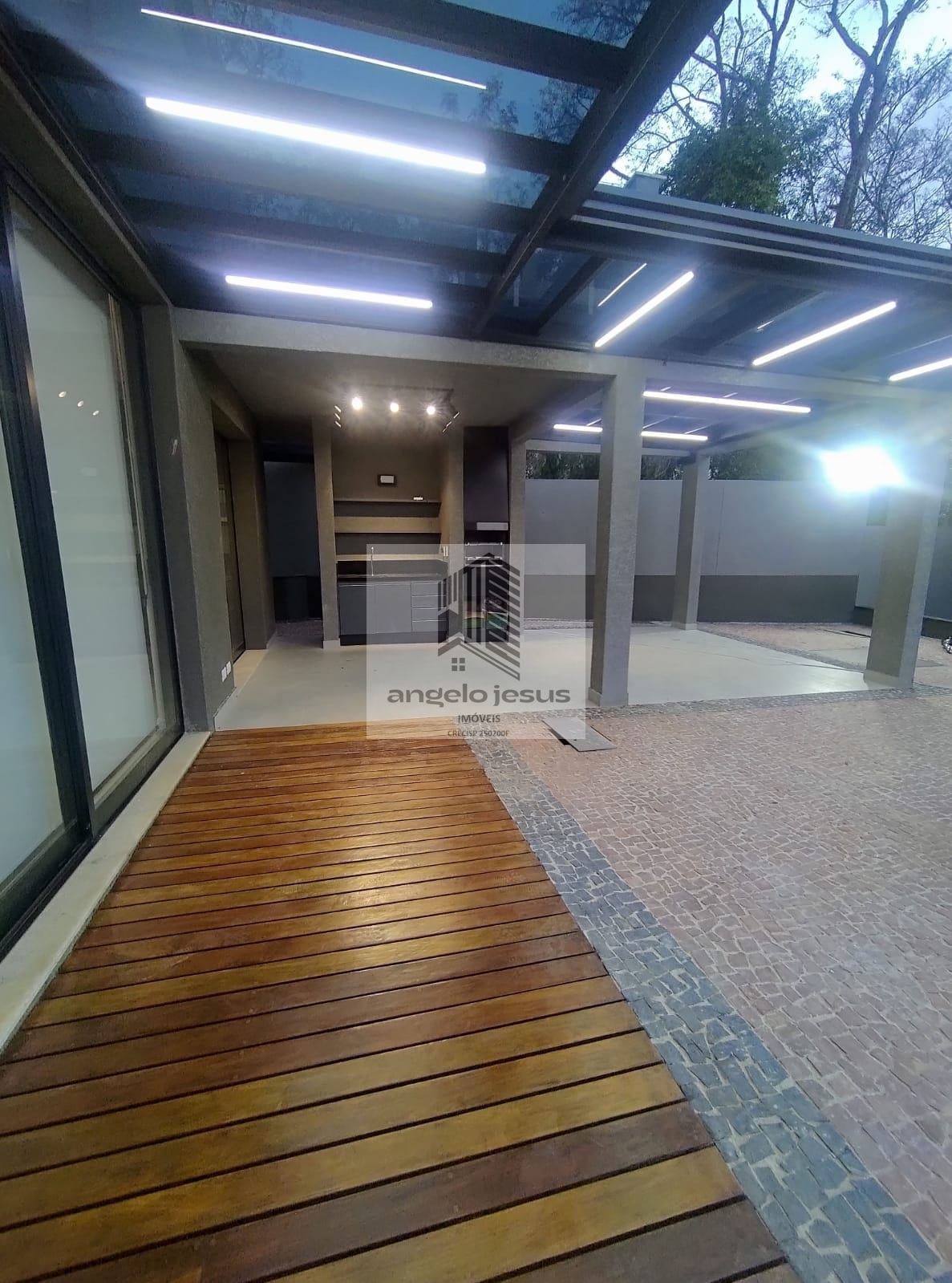 Casa à venda com 3 quartos, 192m² - Foto 6