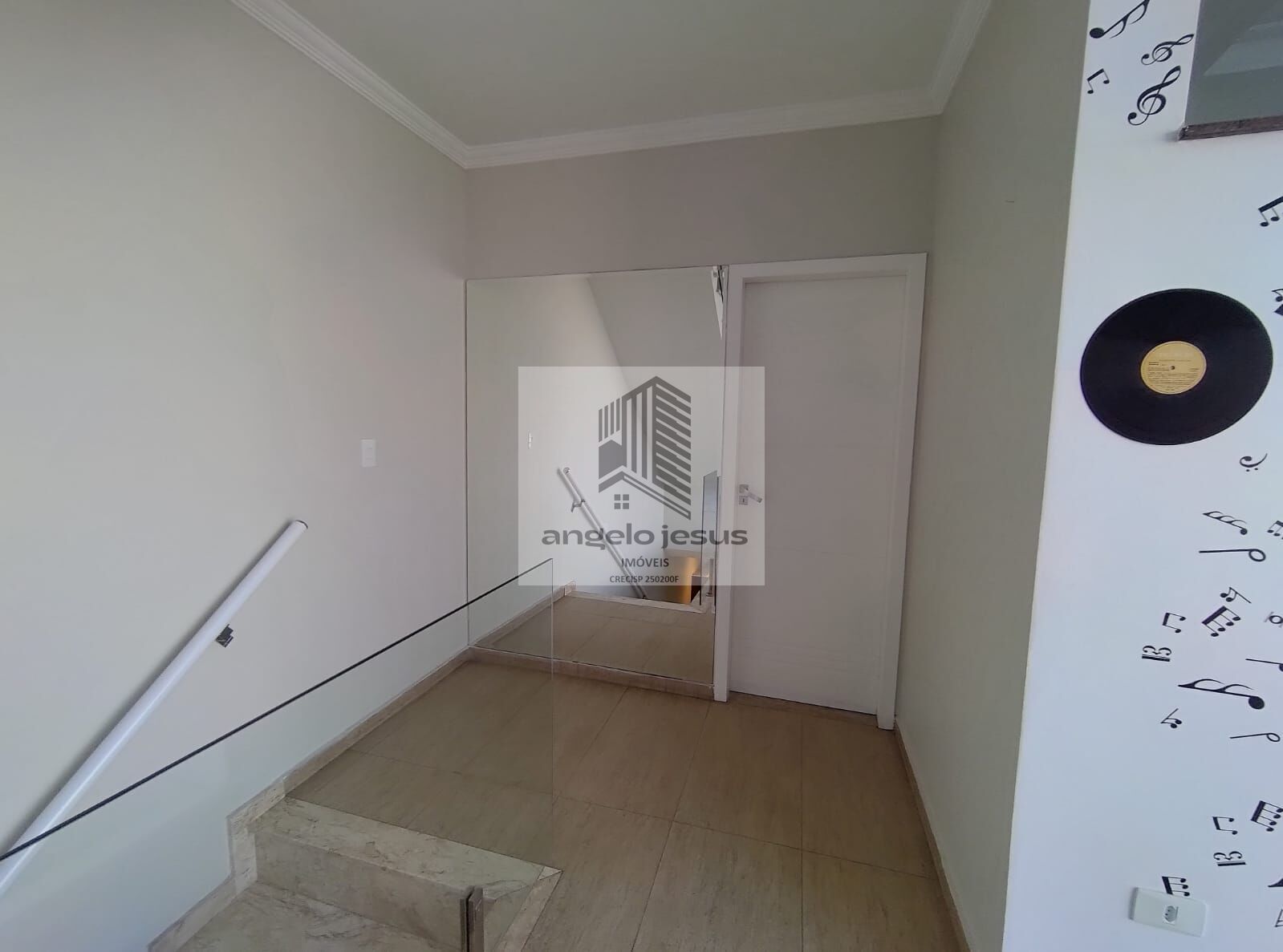 Sobrado à venda com 2 quartos, 220m² - Foto 20