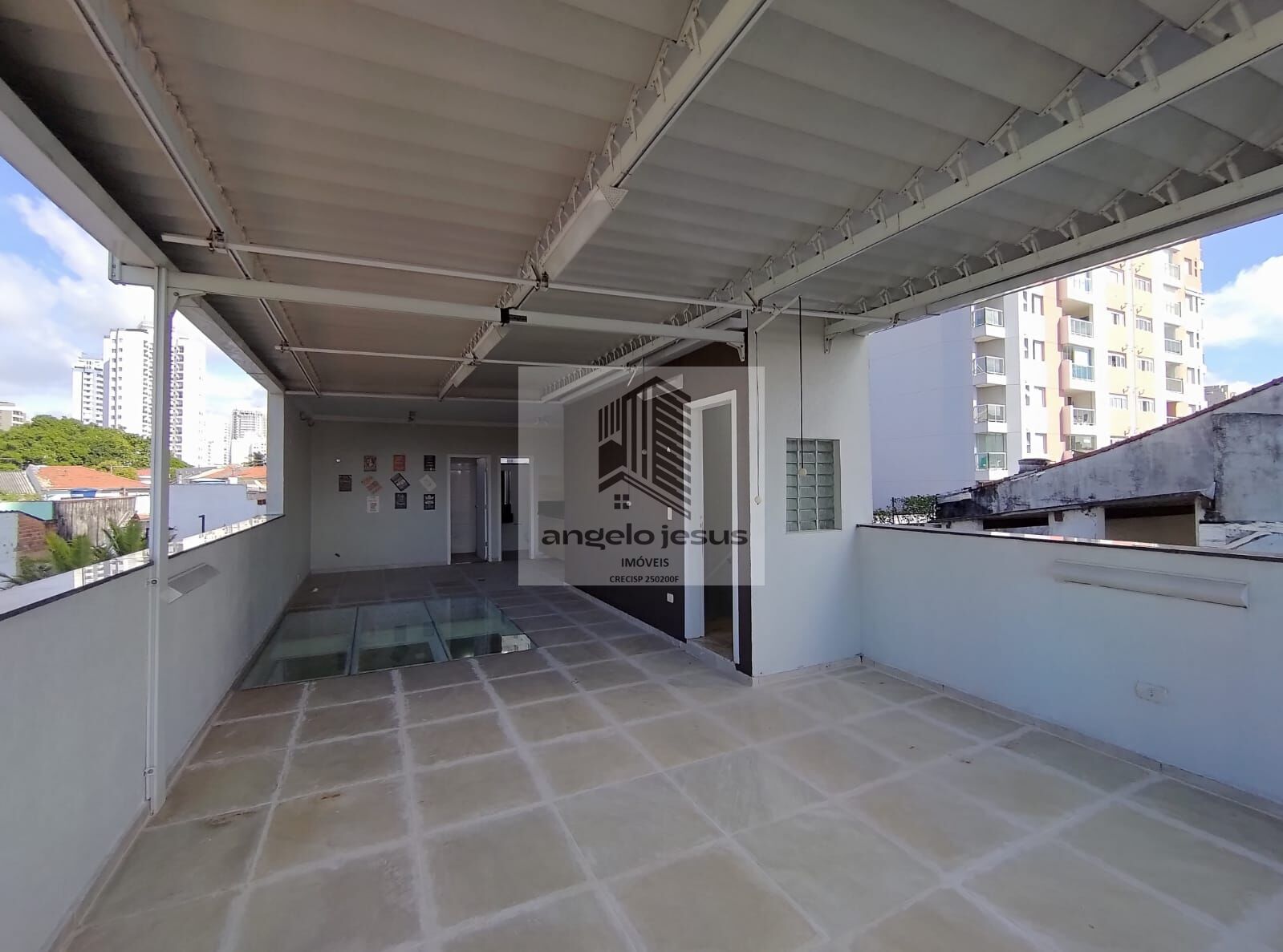 Sobrado à venda com 2 quartos, 220m² - Foto 36