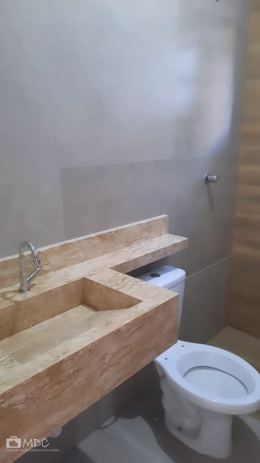 Casa à venda com 3 quartos, 74m² - Foto 14