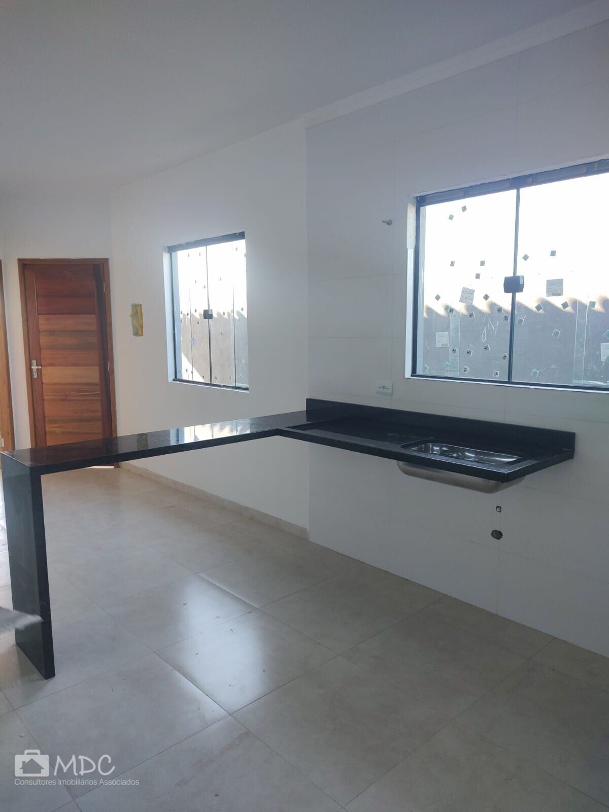 Casa à venda com 2 quartos, 55m² - Foto 6