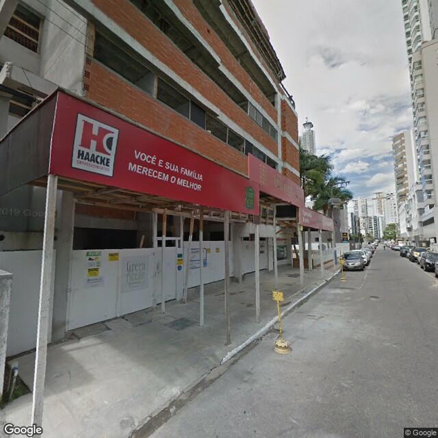 Imagem estática do "Street View" da localização