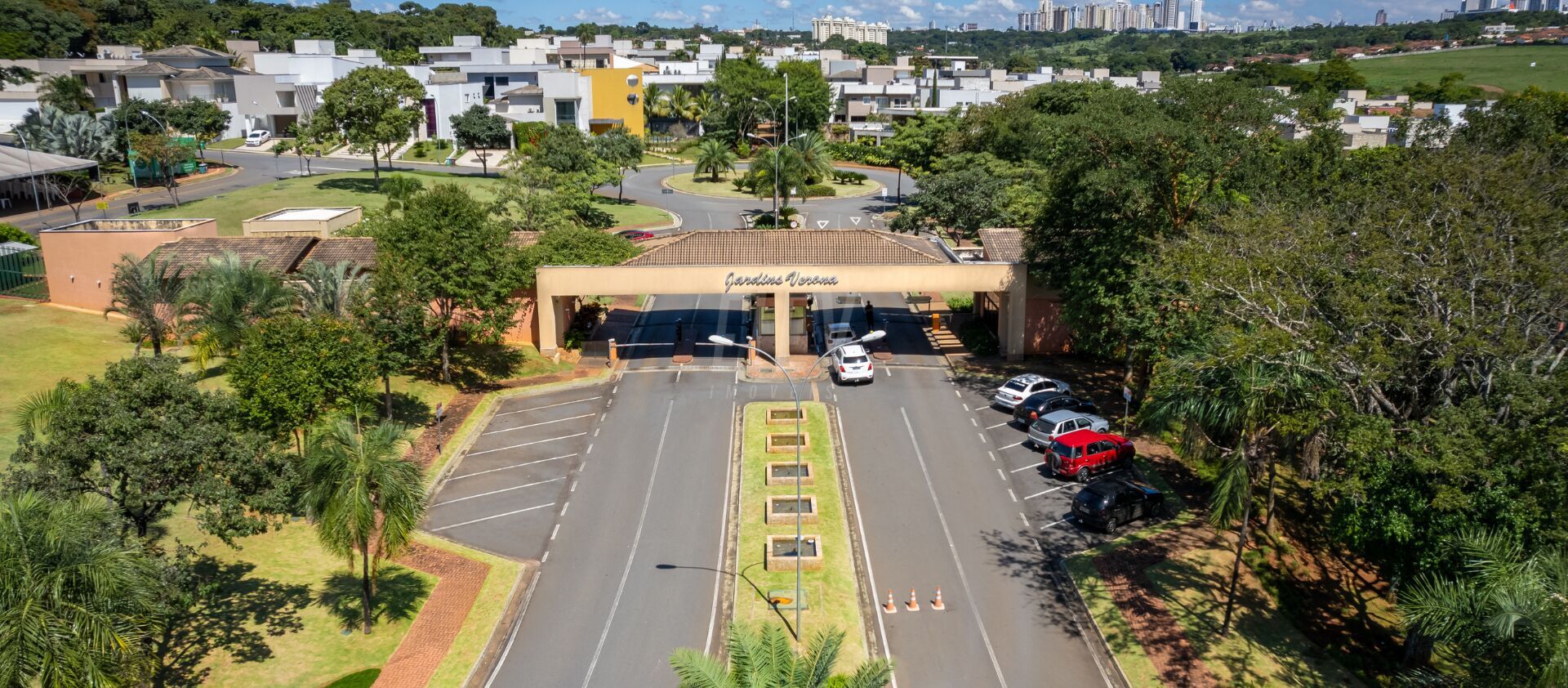 Casa de Condomínio à venda com 4 quartos, 250m² - Foto 24