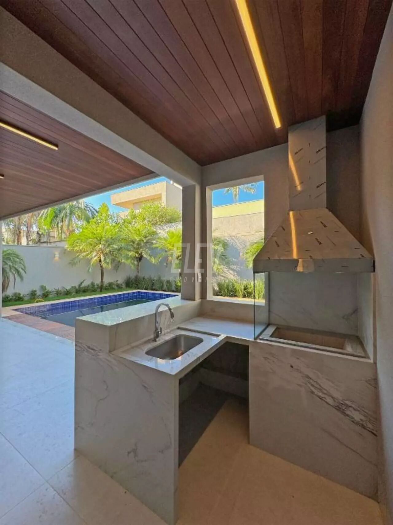 Casa de Condomínio à venda com 5 quartos, 402m² - Foto 15