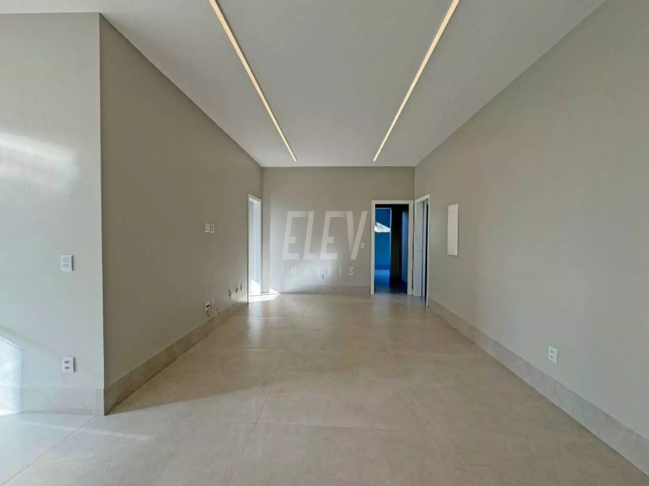 Casa de Condomínio à venda com 5 quartos, 402m² - Foto 19