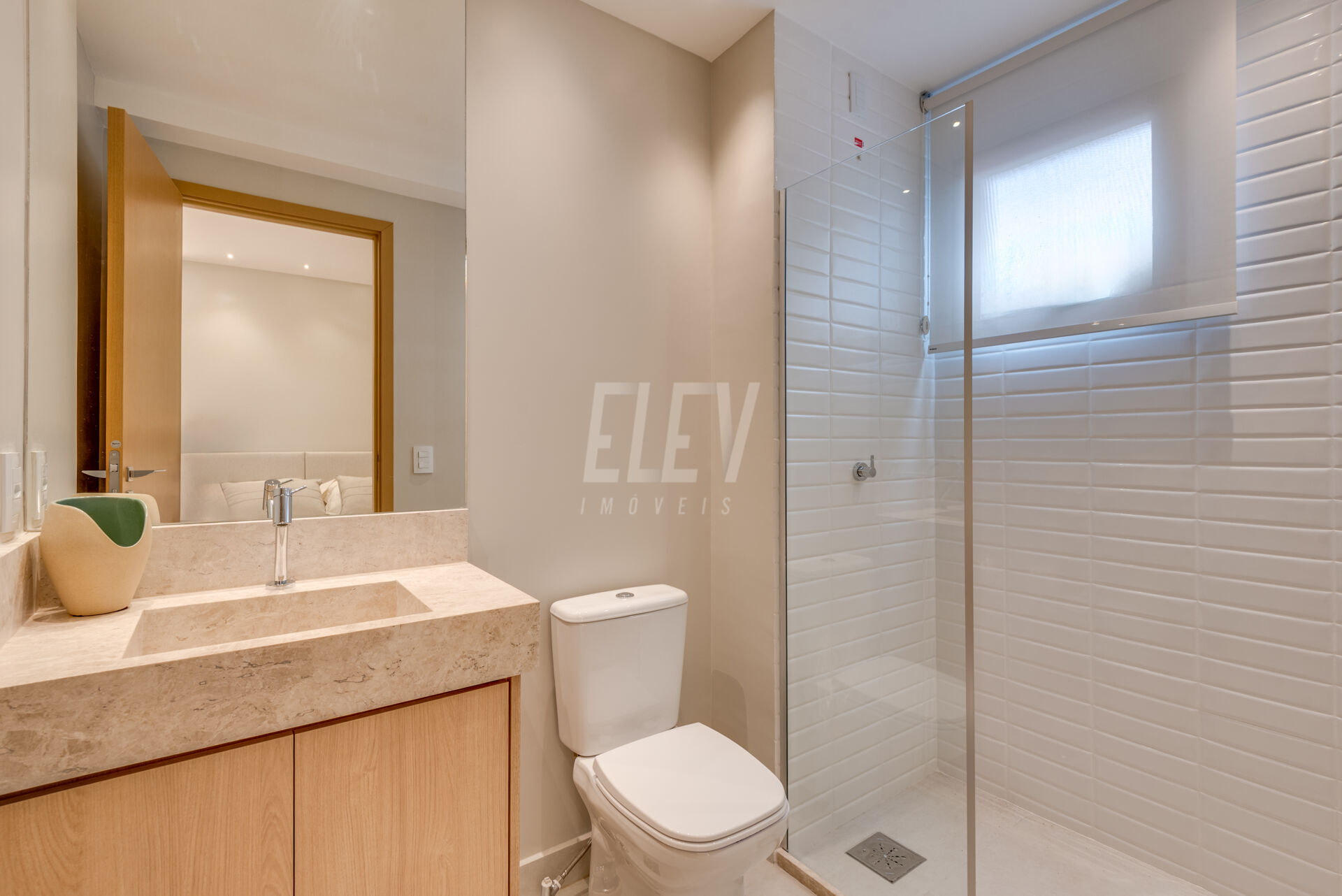 Apartamento à venda com 2 quartos, 63m² - Foto 4