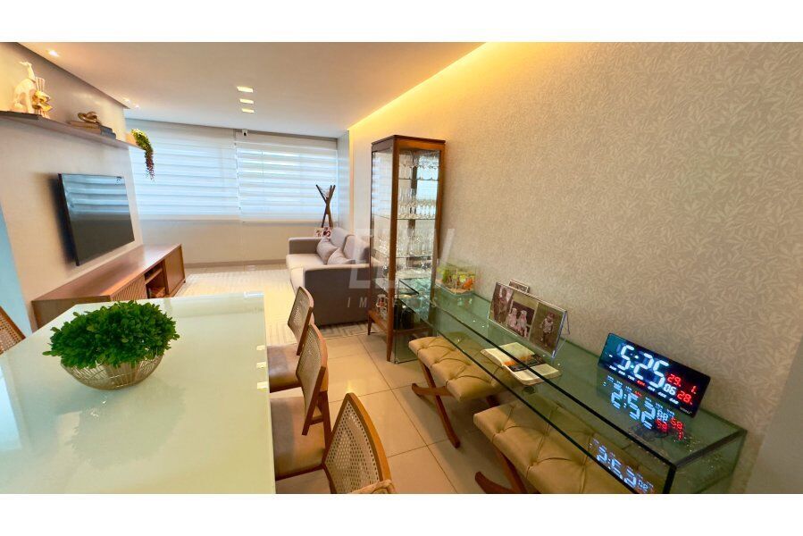 Apartamento à venda com 3 quartos, 80m² - Foto 1
