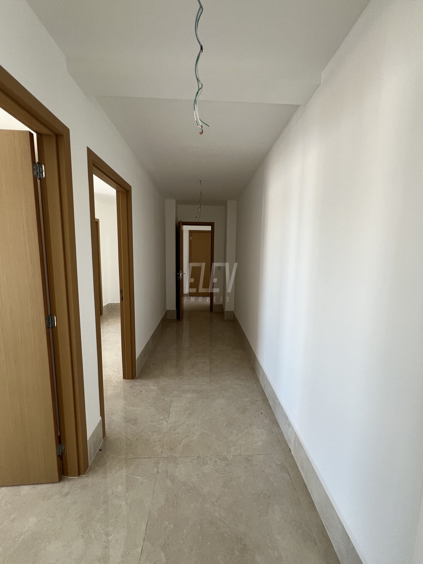 Apartamento à venda com 4 quartos, 287m² - Foto 18