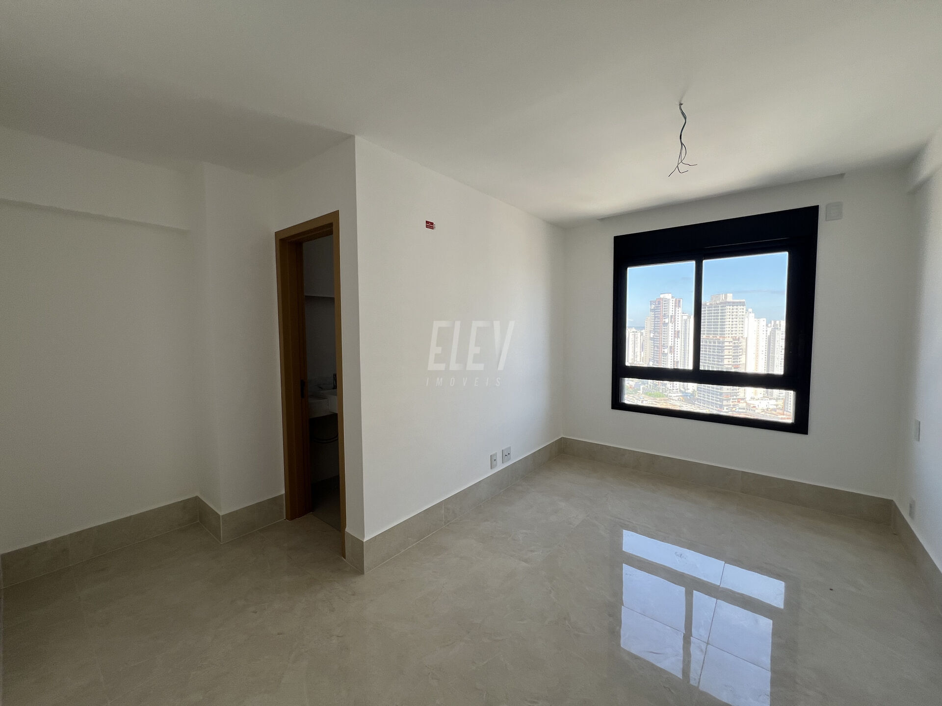 Apartamento à venda com 4 quartos, 287m² - Foto 21