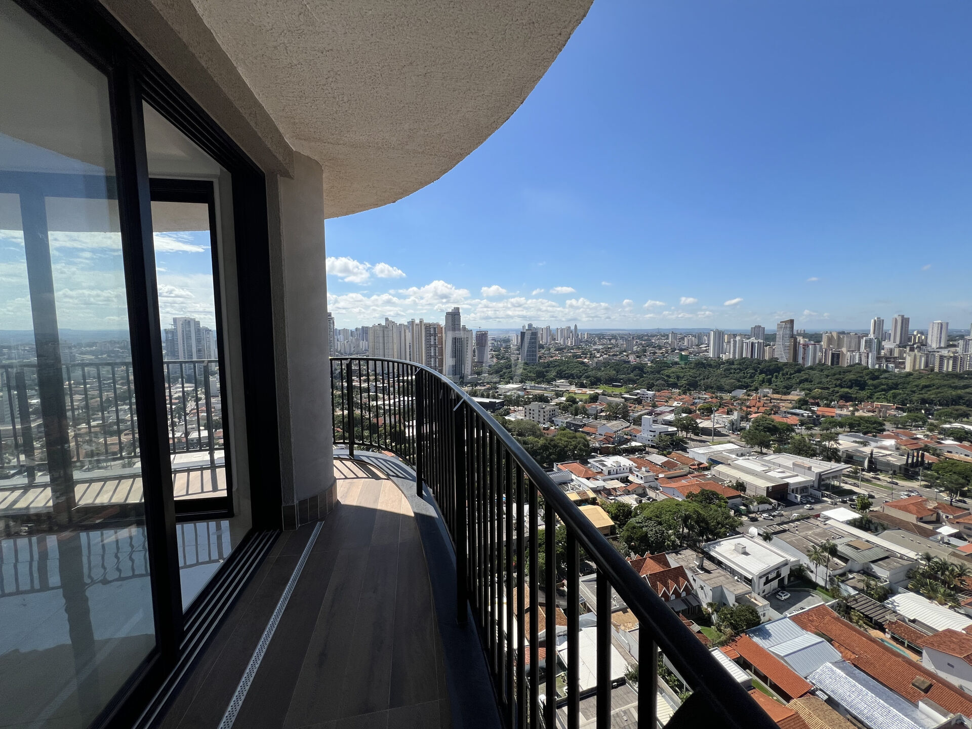 Apartamento à venda com 4 quartos, 287m² - Foto 5