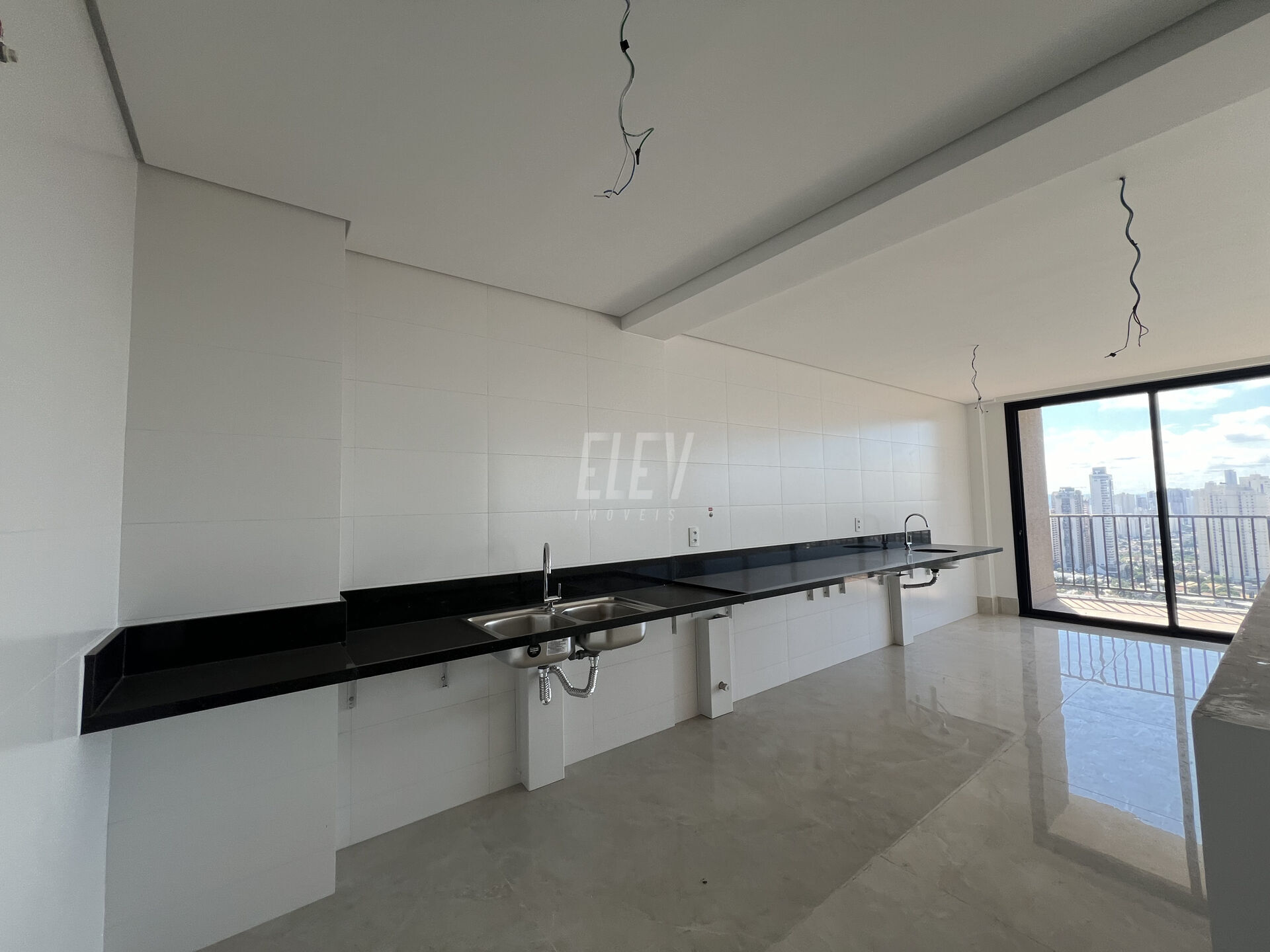 Apartamento à venda com 4 quartos, 287m² - Foto 14