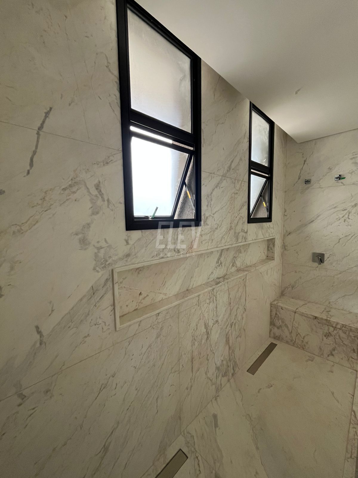 Apartamento, 3 quartos, 270 m² - Foto 11