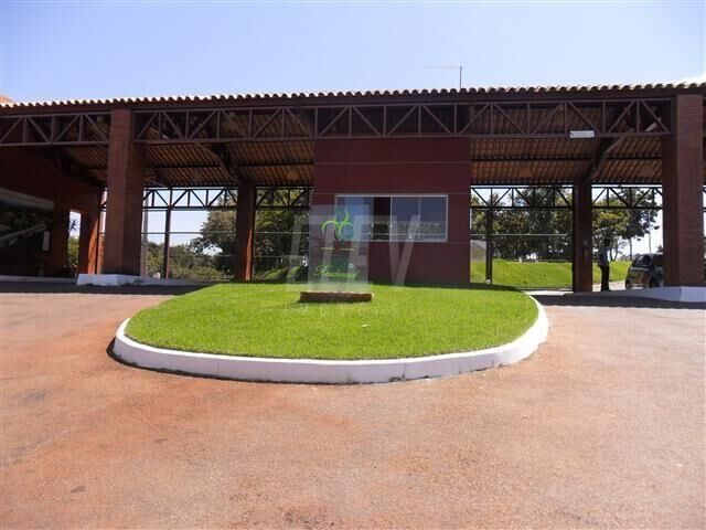 Fazenda à venda com 4 quartos, 2850m² - Foto 1