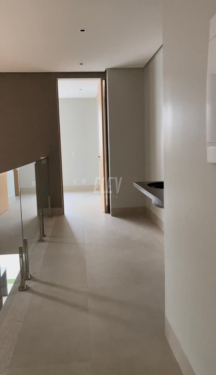 Casa de Condomínio à venda com 4 quartos, 290m² - Foto 7