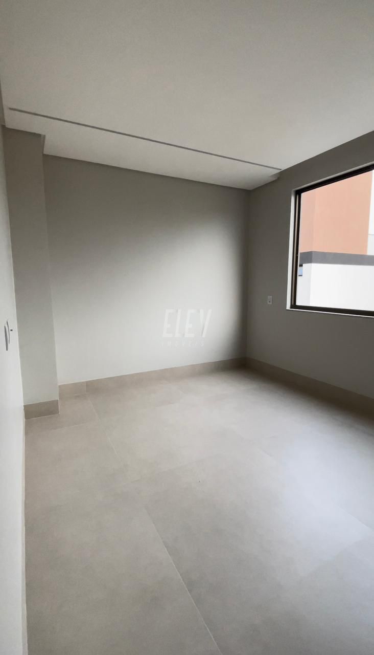 Casa de Condomínio à venda com 4 quartos, 290m² - Foto 16