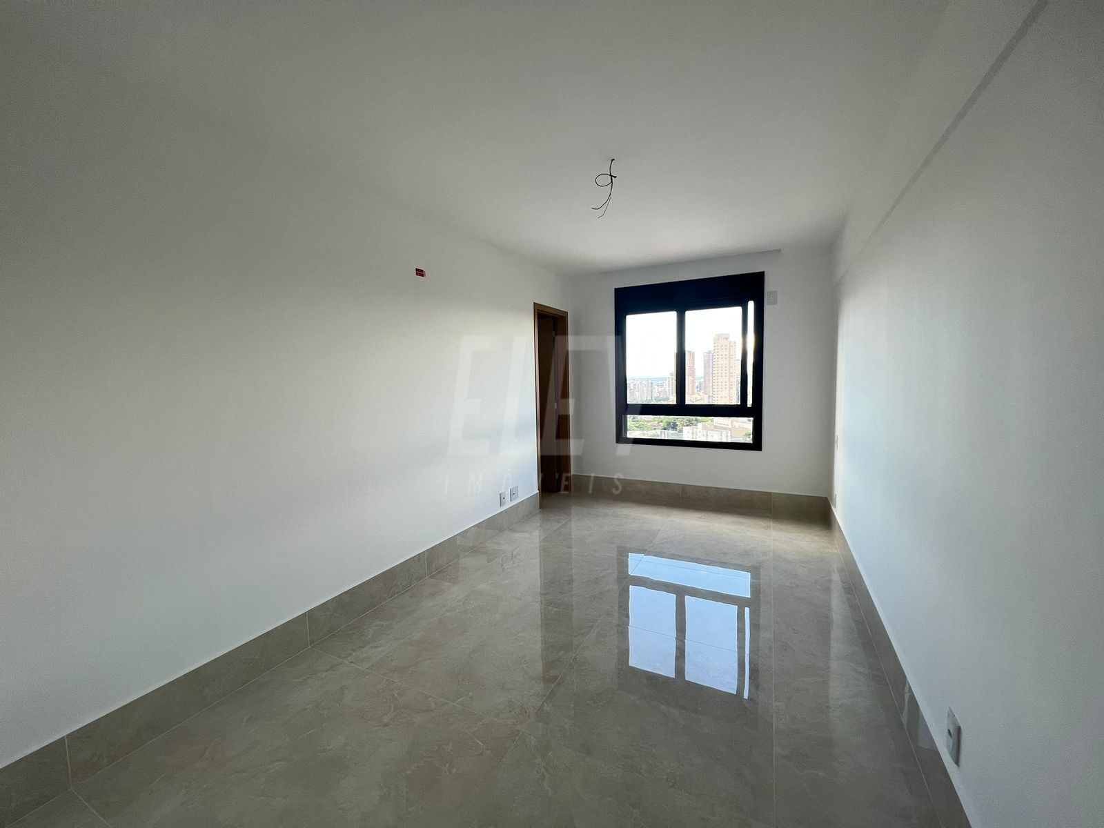 Apartamento à venda com 4 quartos, 244m² - Foto 16