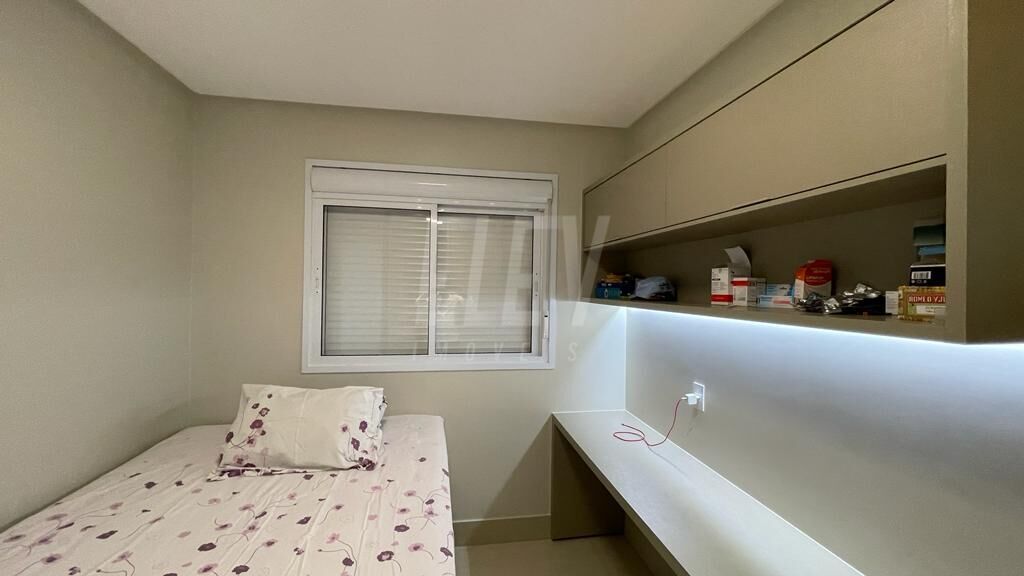 Apartamento à venda com 3 quartos, 122m² - Foto 10