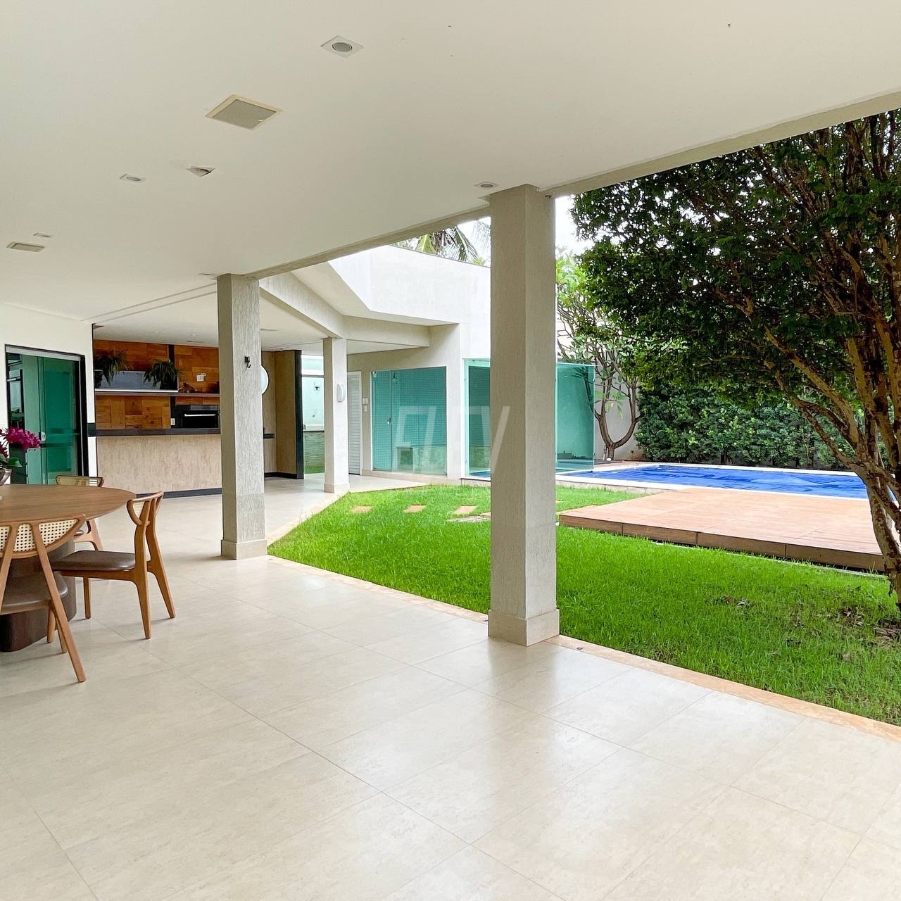 Casa de Condomínio à venda com 4 quartos, 530m² - Foto 13