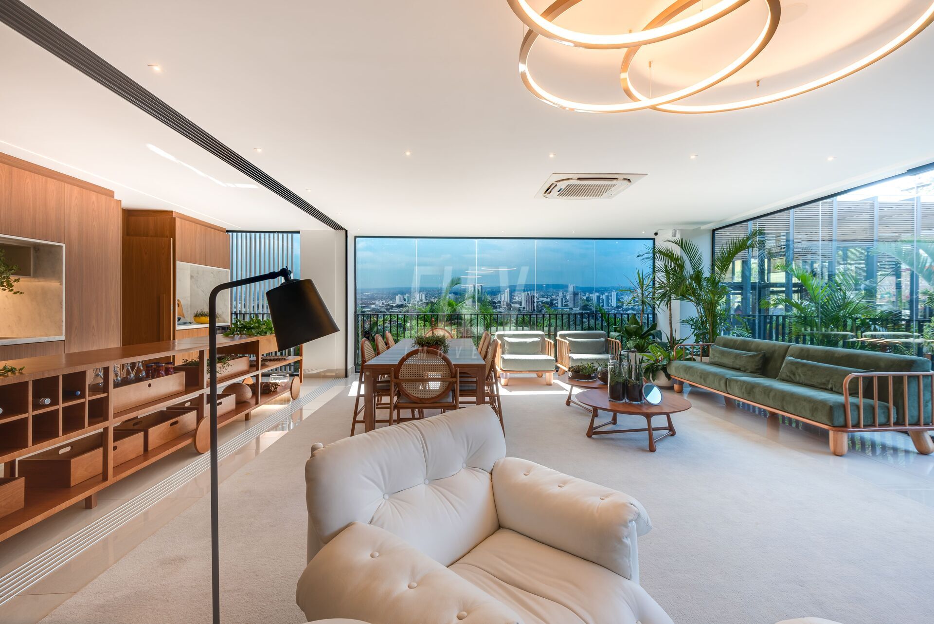 Apartamento à venda com 4 quartos, 199m² - Foto 5
