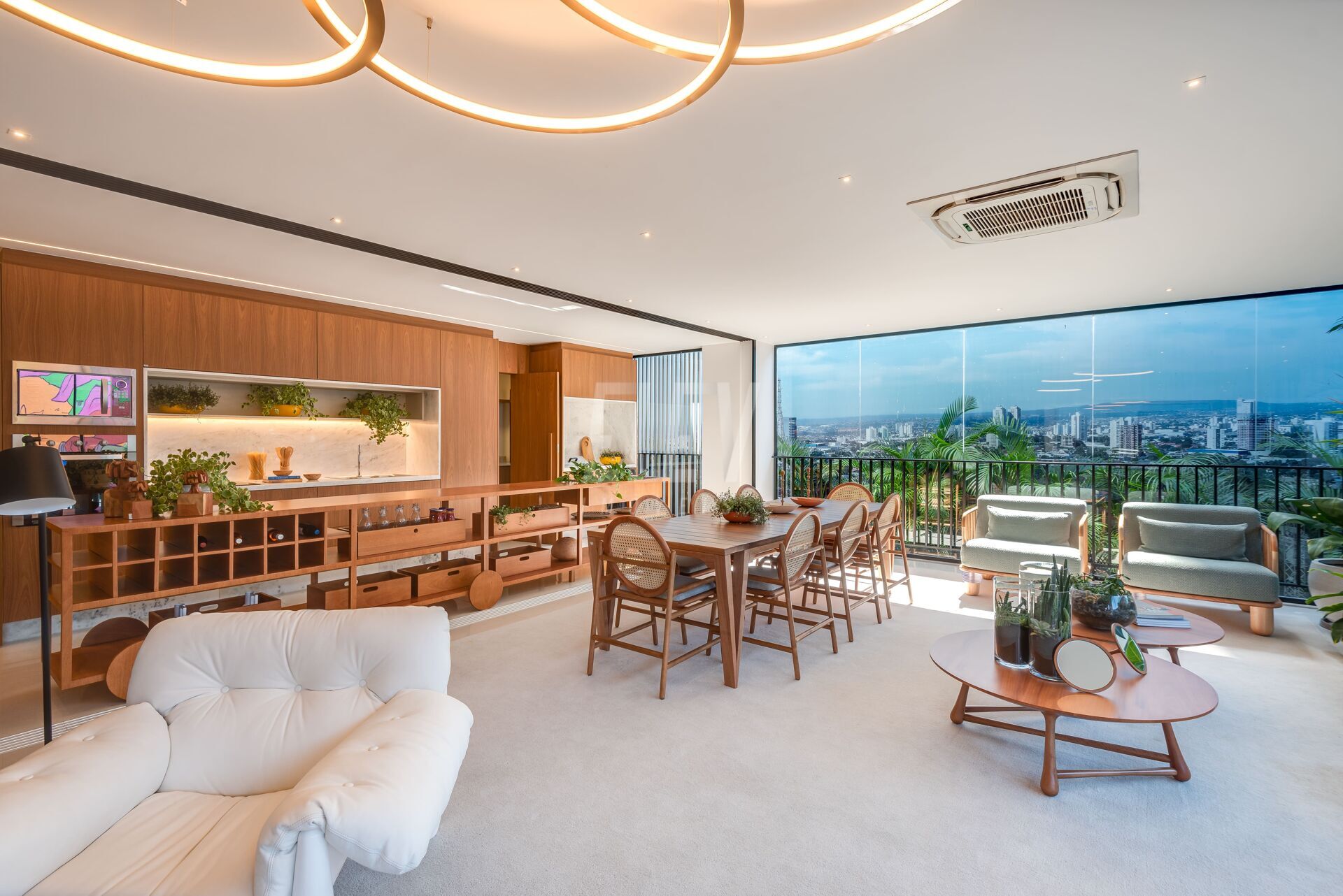 Apartamento à venda com 4 quartos, 199m² - Foto 4