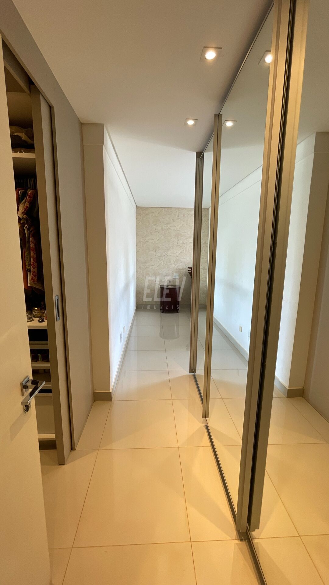 Apartamento à venda com 3 quartos, 207m² - Foto 37