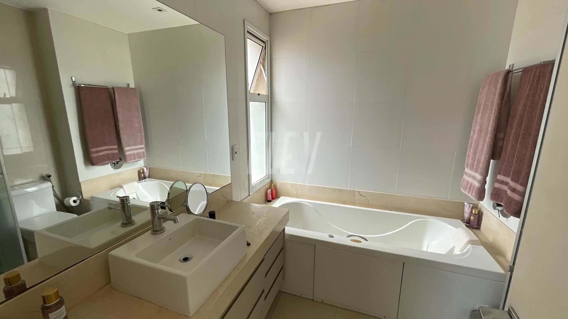 Apartamento à venda com 3 quartos, 207m² - Foto 41