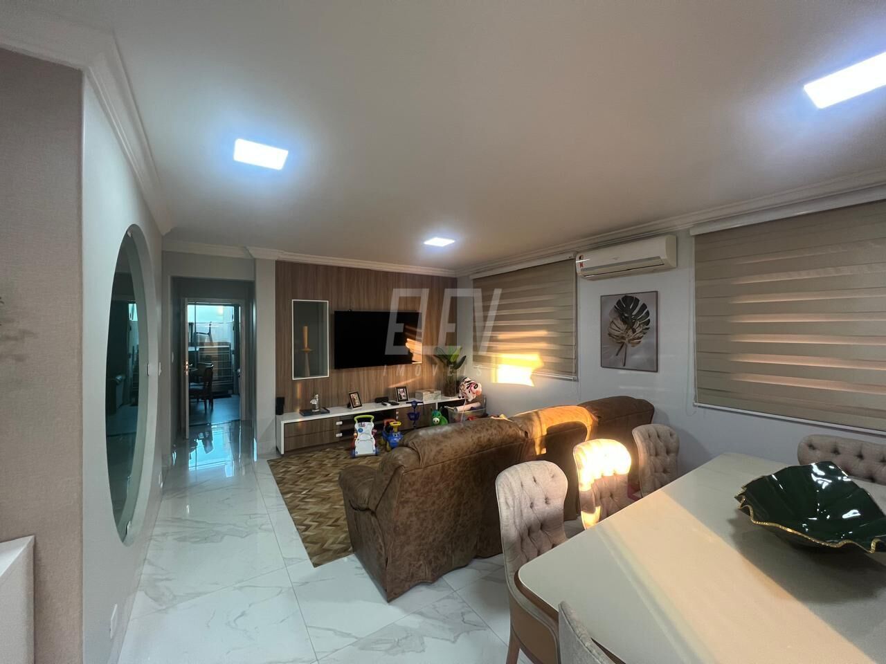 Cobertura à venda com 4 quartos, 244m² - Foto 2