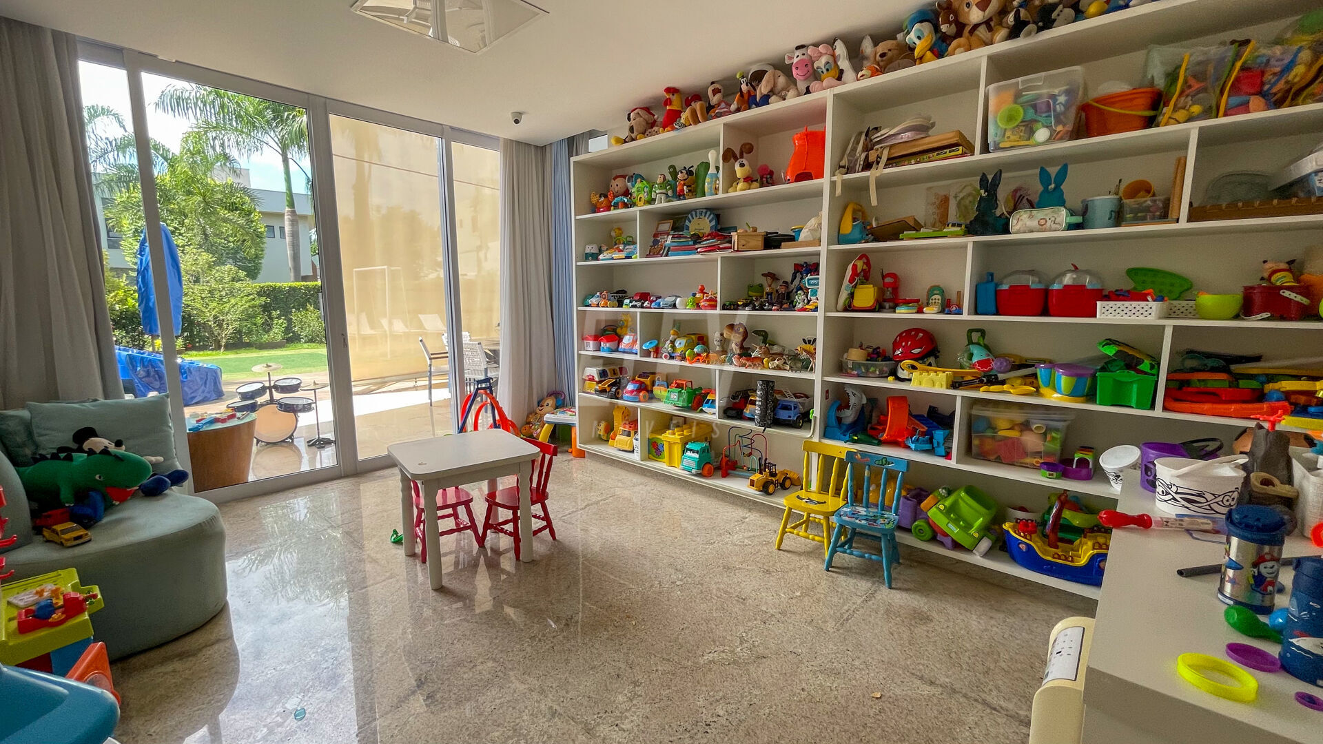 Casa de Condomínio à venda com 4 quartos, 480m² - Foto 18