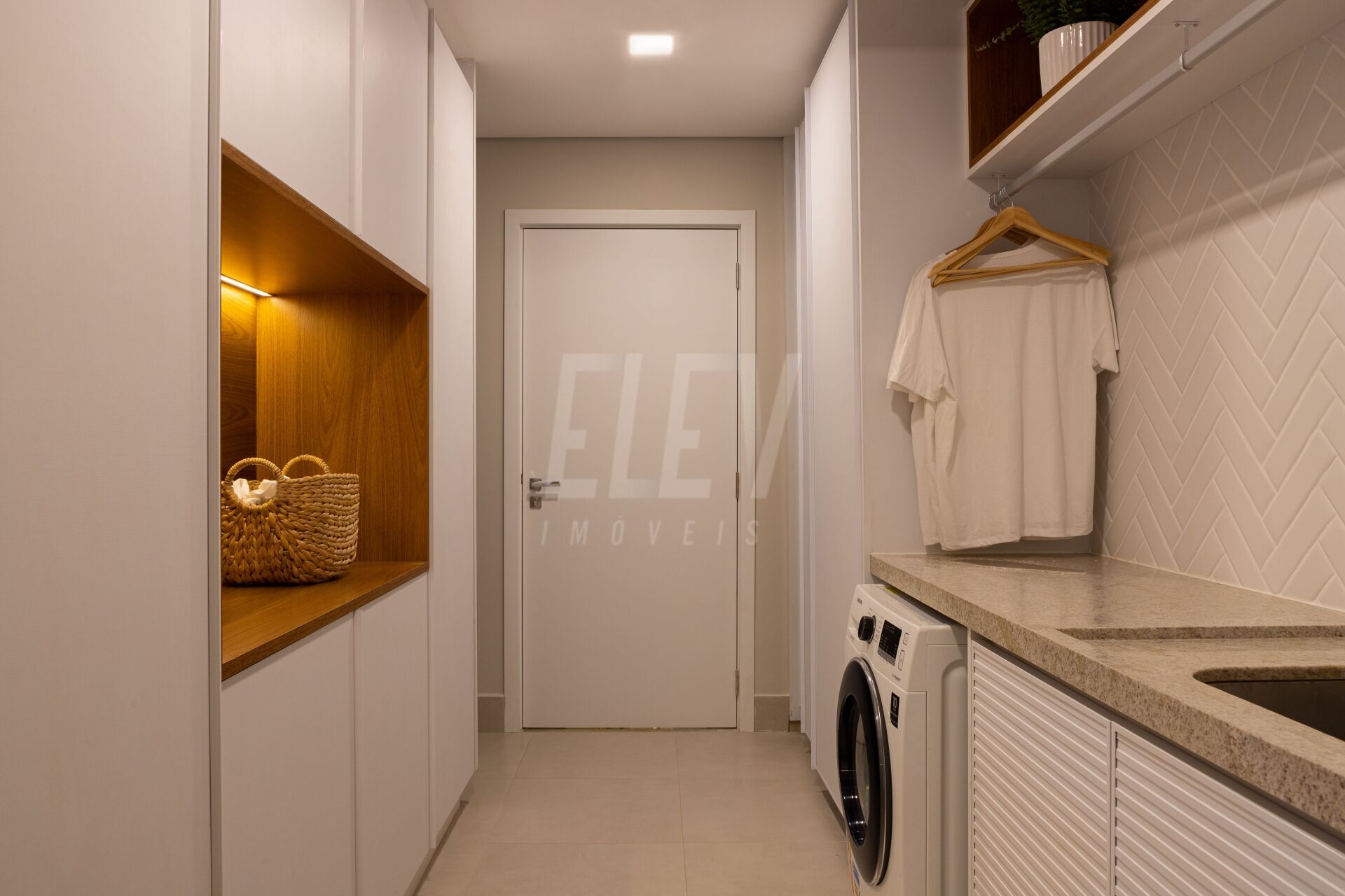 Apartamento à venda com 3 quartos, 165m² - Foto 8