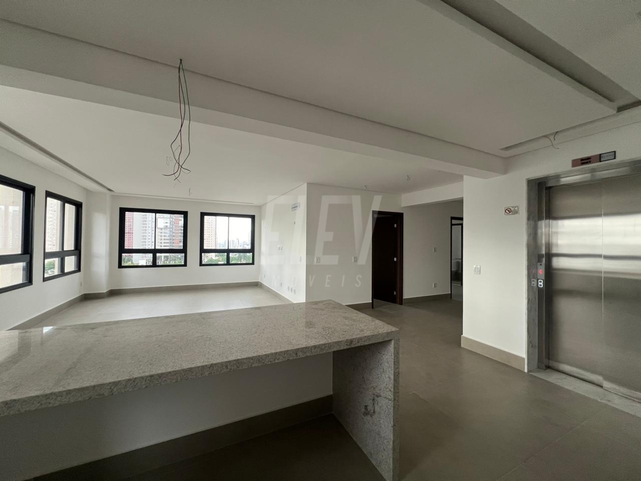 Apartamento à venda com 3 quartos, 137m² - Foto 6