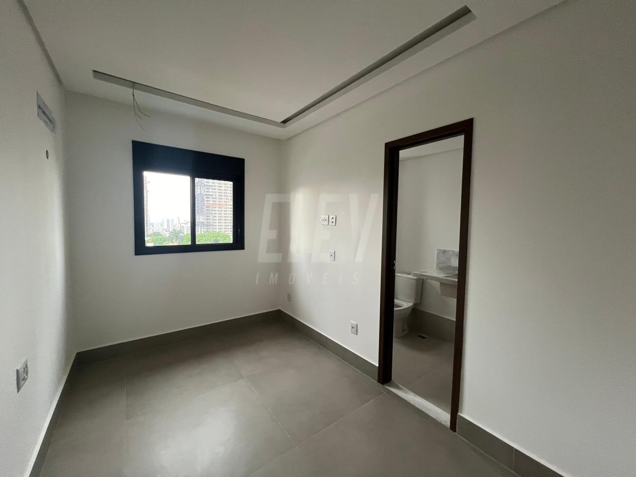 Apartamento à venda com 3 quartos, 137m² - Foto 12