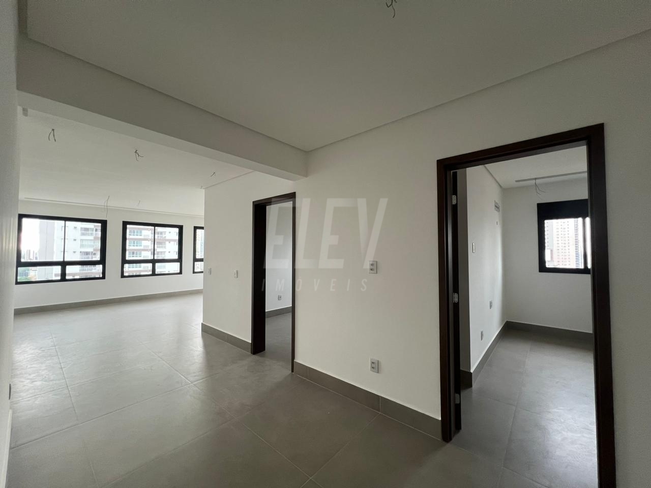 Apartamento à venda com 3 quartos, 137m² - Foto 11