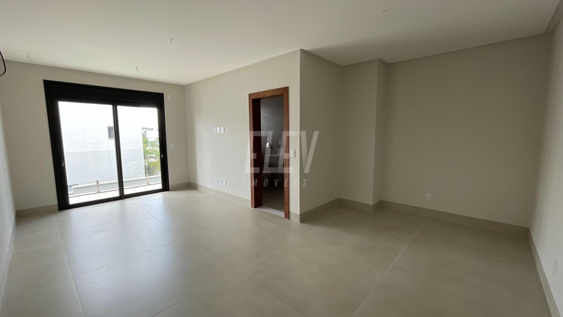 Casa de Condomínio à venda com 5 quartos, 380m² - Foto 10