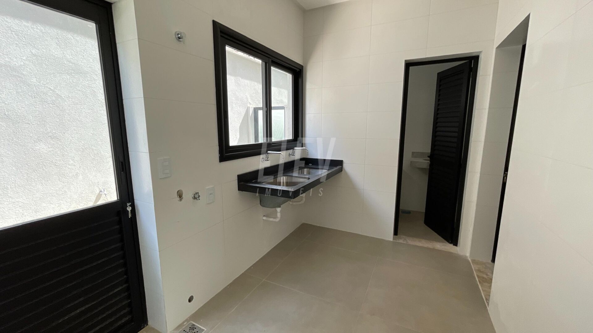 Casa de Condomínio à venda com 5 quartos, 380m² - Foto 25