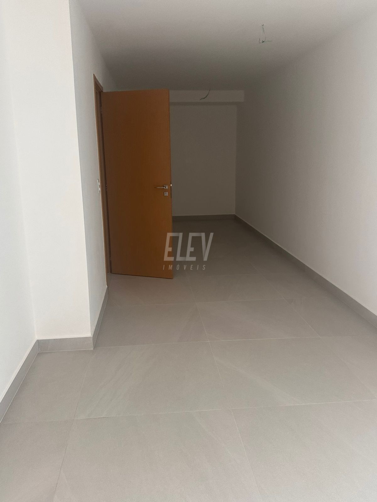 Apartamento à venda com 3 quartos, 245m² - Foto 10