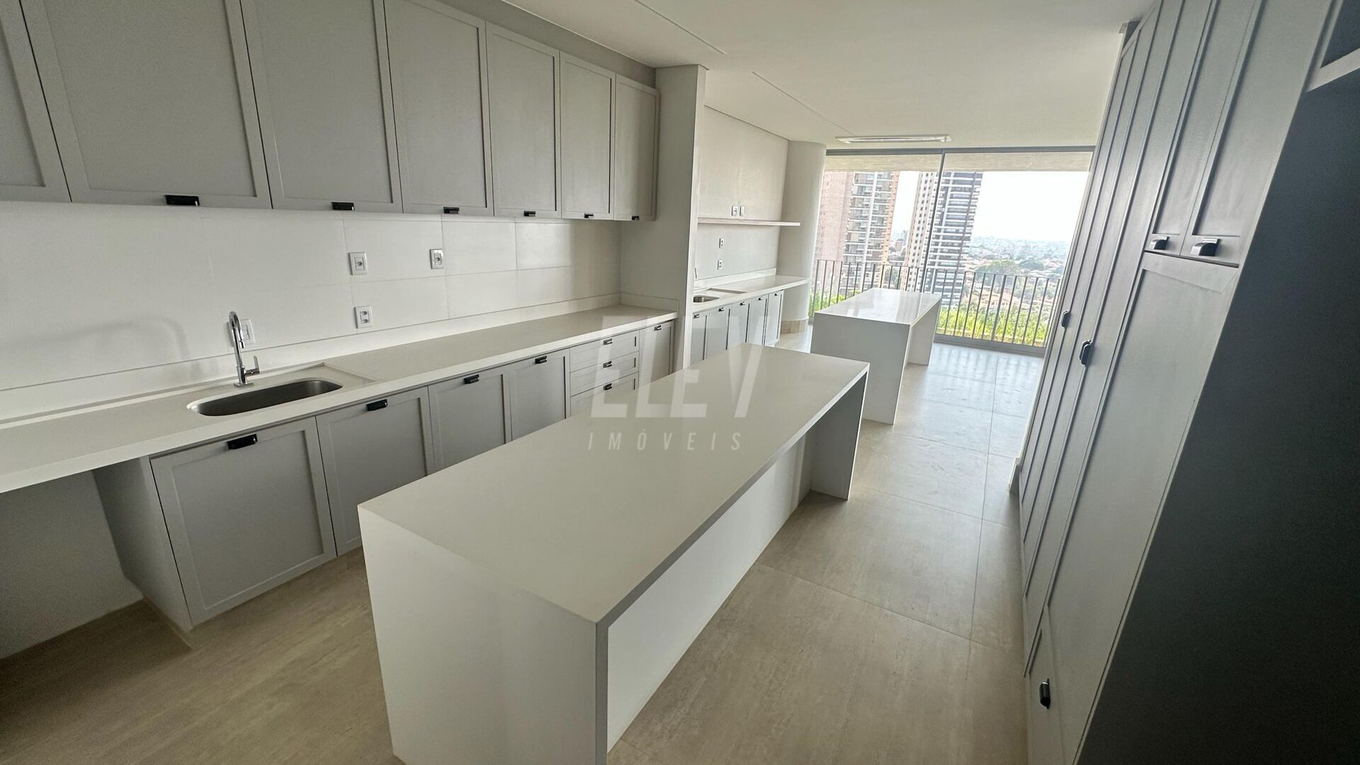 Apartamento à venda com 4 quartos, 397m² - Foto 7