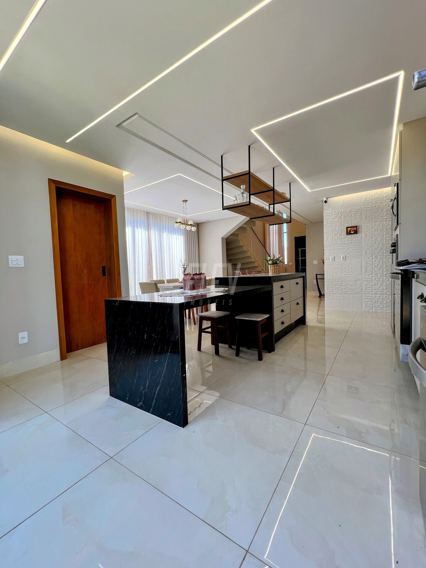 Casa de Condomínio à venda com 3 quartos, 217m² - Foto 20