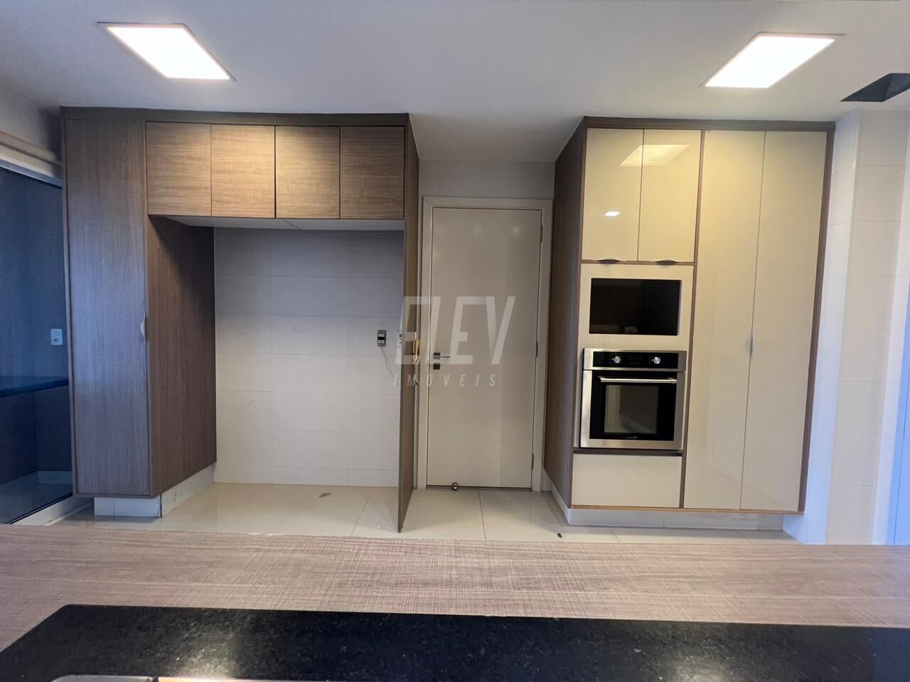 Apartamento à venda com 4 quartos, 242m² - Foto 23