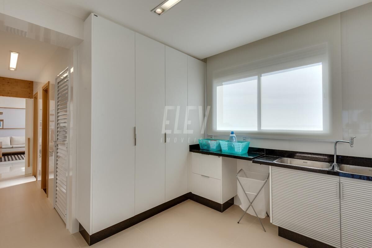 Apartamento à venda com 5 quartos, 363m² - Foto 18