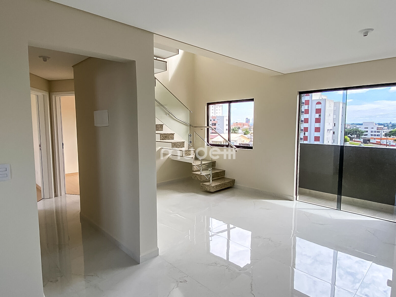Apartamento à venda no bairro São Pedro - São José dos Pinhais/PR