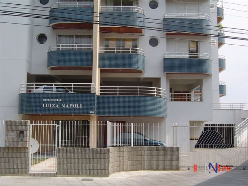 Apartamento à venda com 3 quartos, 95m² - Foto 1