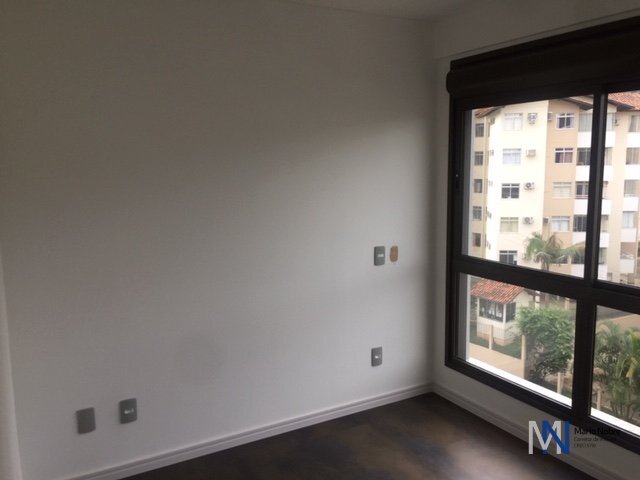 Apartamento à venda com 2 quartos, 71m² - Foto 32