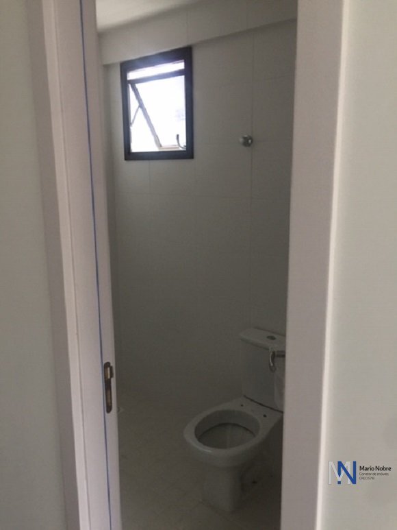 Apartamento à venda com 2 quartos, 71m² - Foto 35