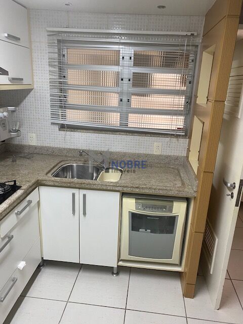 Apartamento à venda com 3 quartos, 106m² - Foto 13