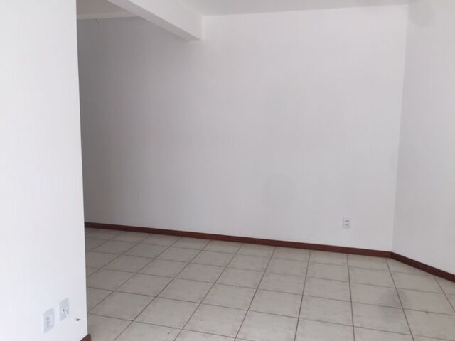 Apartamento à venda com 2 quartos, 75m² - Foto 21