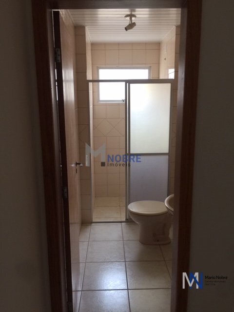 Apartamento à venda com 2 quartos, 75m² - Foto 8